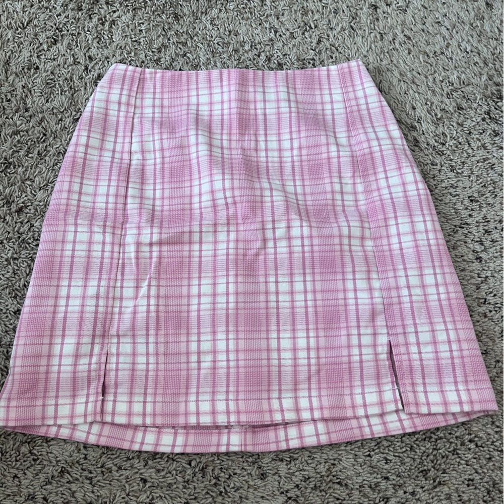Brandy Melville pink and white plaid mini skirt